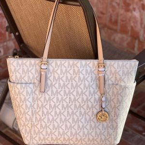 michael kors vanilla handbolsa